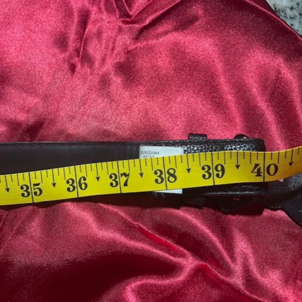 Disney Minnie Mouse Red Bow Vegan‎ Leather Belt, manufactured by Buckle Down